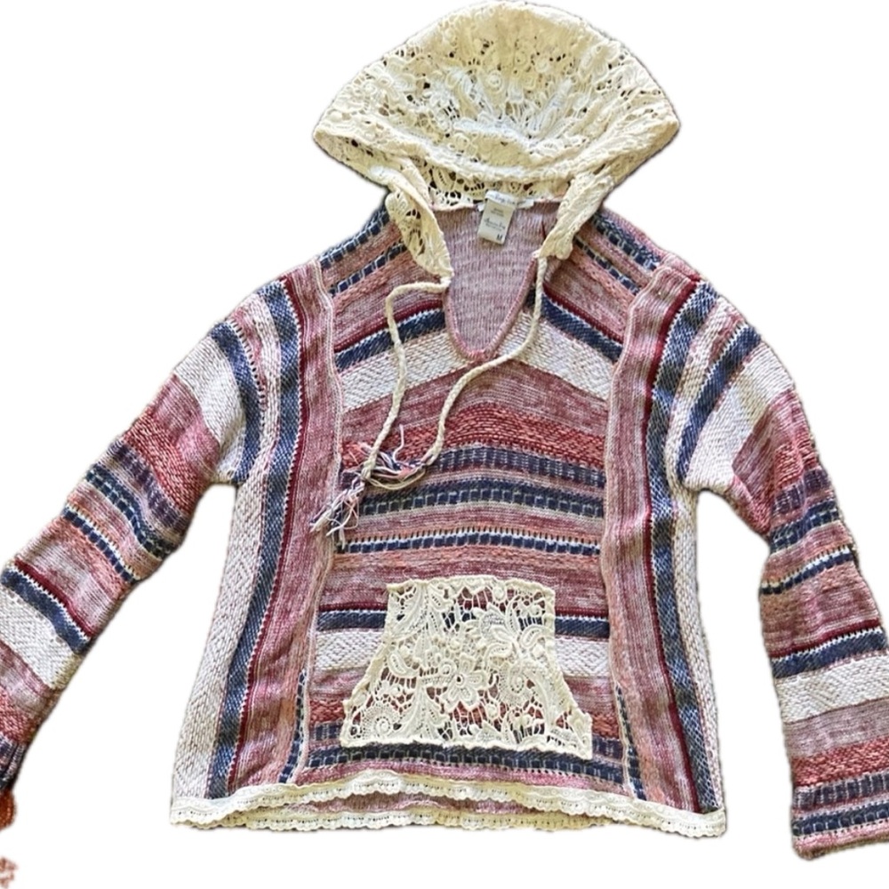 American rag woven pull over/ juniors/ In excellent condition size medium
